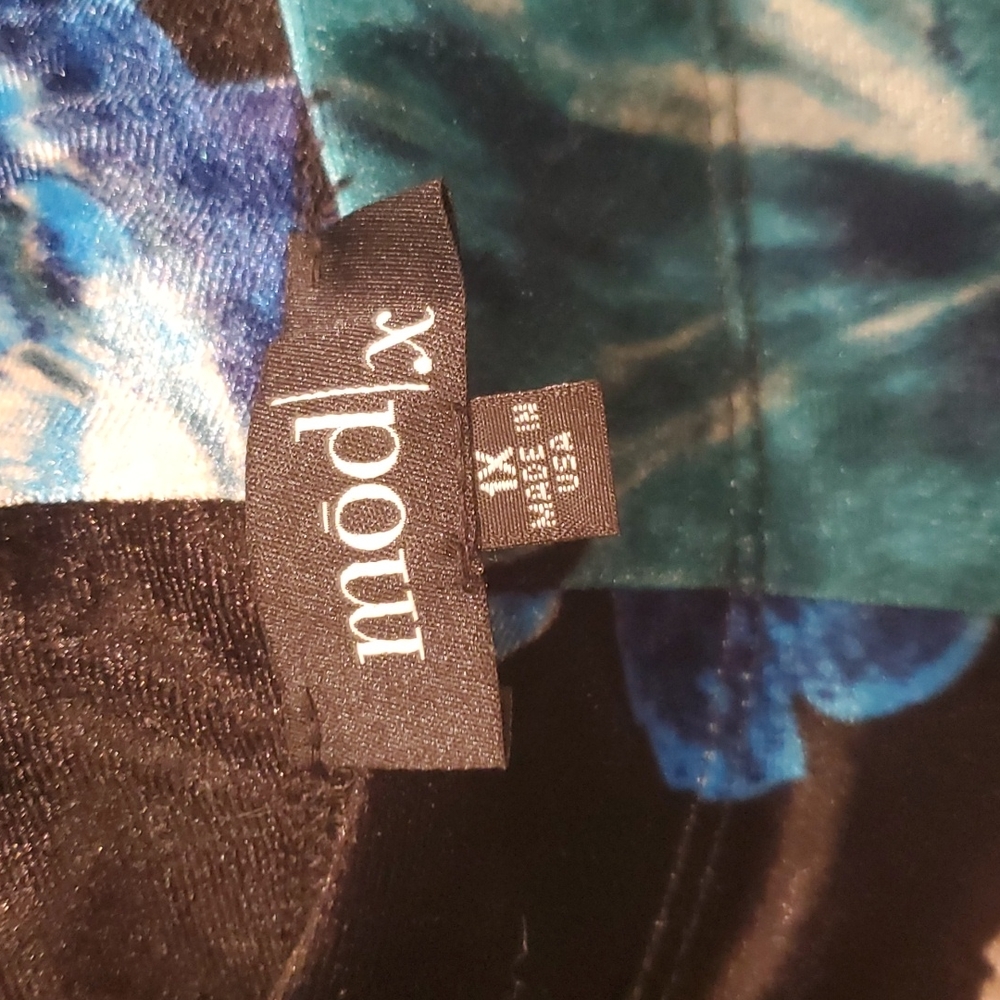 NWOT Mod X floral print stretch velvet black pants - Picture 4 of 8